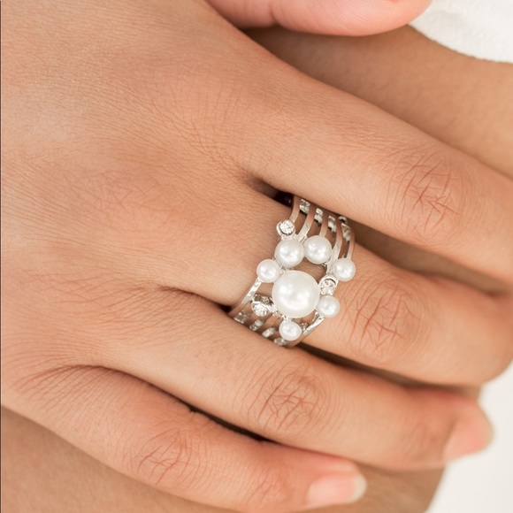 Jewelry - Picture 4 of 4